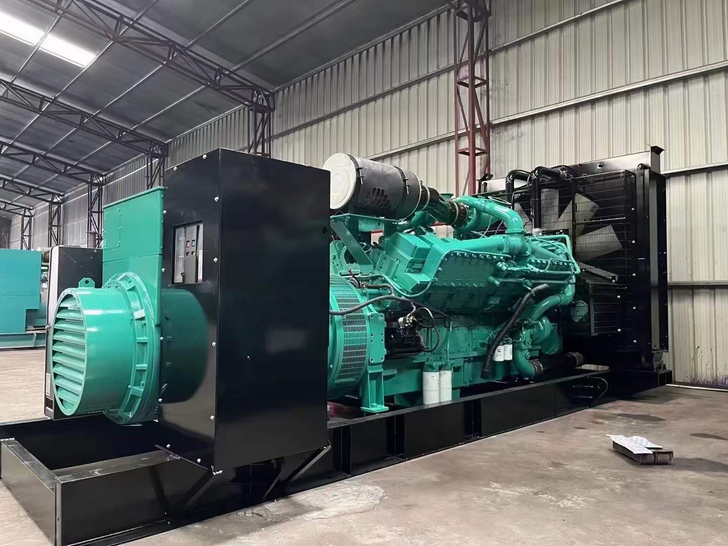 留坝如何降低 800kW 柴油发电机输出电流的波动？